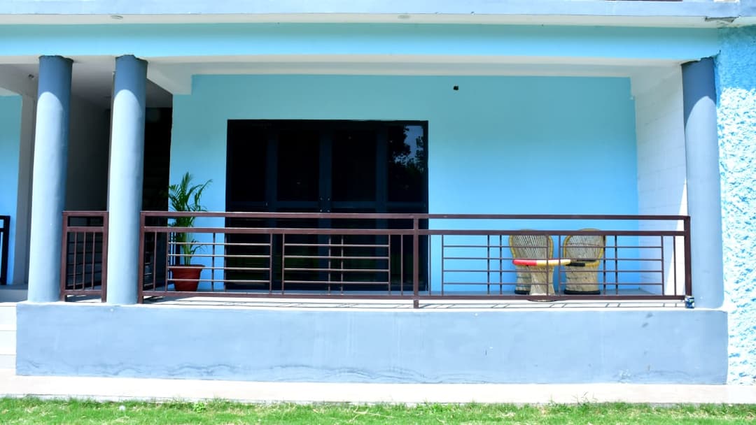 mayank resort